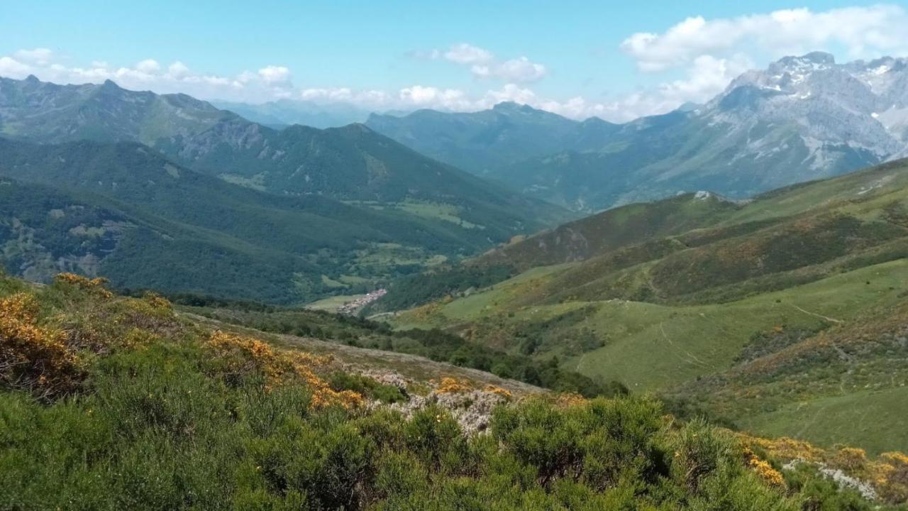 Casa Rural Buron Посада-де-Вальдеон Экстерьер фото