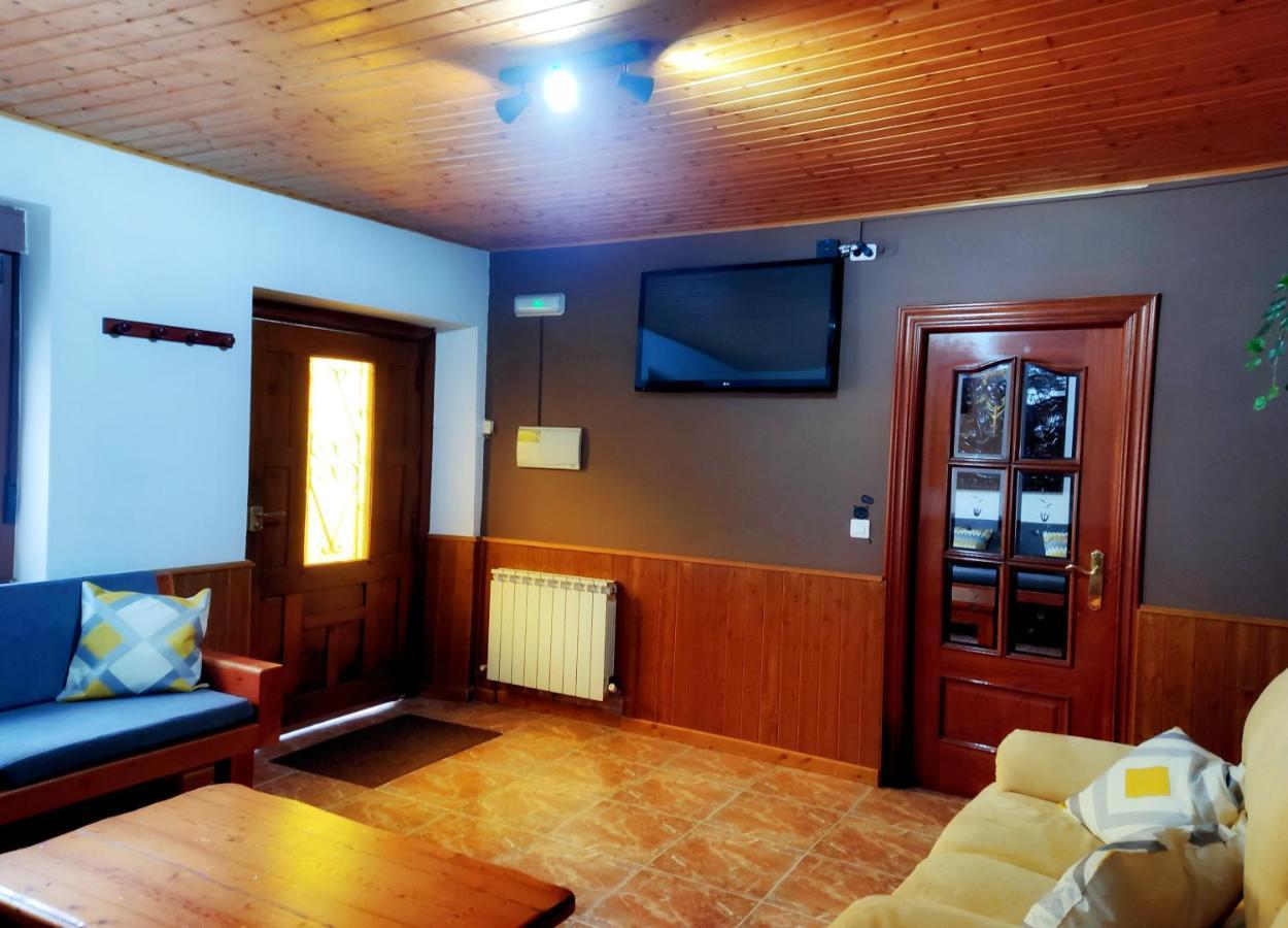 Casa Rural Buron Посада-де-Вальдеон Экстерьер фото